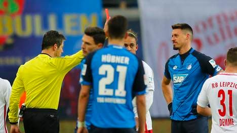 Nach der roten Karte im Spiel gegen Leipzig fehlt Sandro Wagner den Hoffenheimern in der Partie gegen Mainz 05