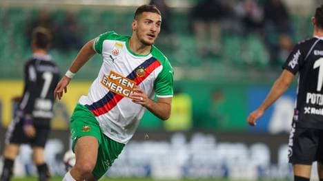 Ercan Kara von Rapid Wien steht nicht nur beim FC Schalke hoch im Kurs