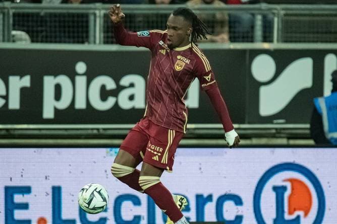 Nach Zusammenprall: Ligue-2-Profi Elis im künstlichen Koma