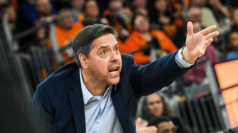 Sasa Filipovski hält Würzburg die Treue