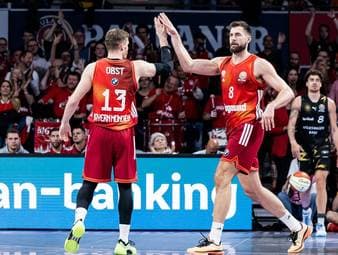 Bayern komplettiert Viertelfinale