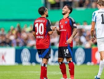 Kurioses Eigentor bei HSV-Kantersieg