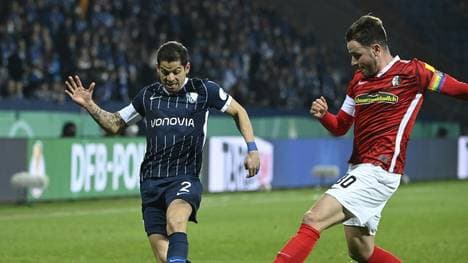 Cristian Gamboa (l.) wird Bochum gegen Gladbach fehlen