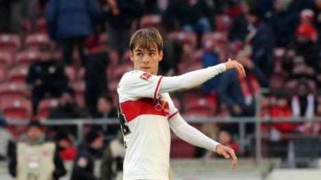 Bundesliga: Borna Sosa von VfB Stuttgart greift Trainer Weinzierl an