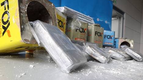 Ein Fußballer wurde mit 100 Kilo Kokain am Flughafen erwischt