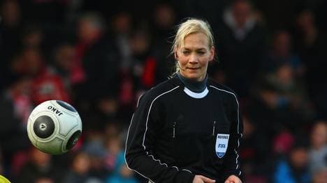 Bibiana Steinhaus pfiff bereits drei Spiele der 1. Bundesliga