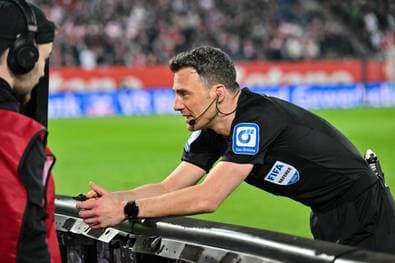 FIFA verkündet WM-Schiedsrichter