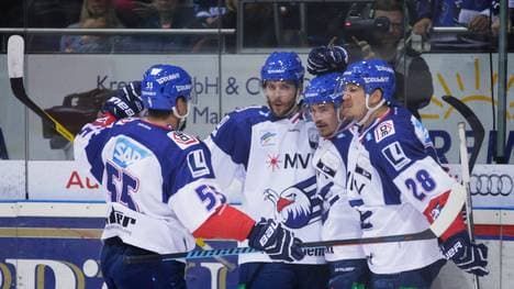 Die Adler festigten die Tabellenführung in der DEL