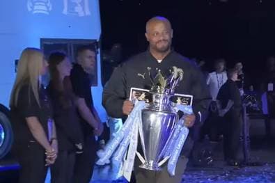 Überraschender Kompany-Auftritt in Manchester