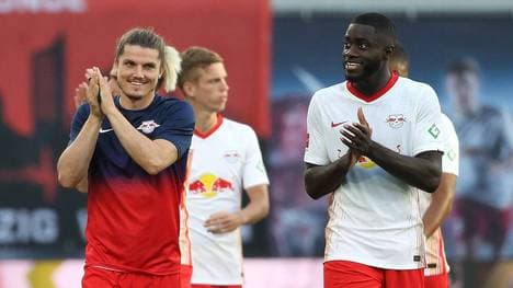 Marcel Sabitzer (l.) und Dayot Upamecano verstärken den FC Bayern