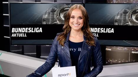 Nele Schenker moderiert Bundesliga Aktuell