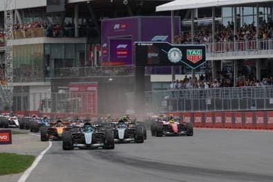 Chaos-Start: Fehler bei McLaren