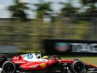 Hamilton setzt Ausrufezeichen beim Heimspiel in Silverstone