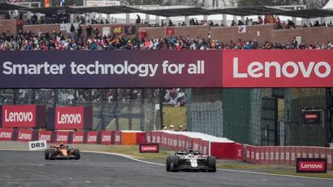 Verstappen triumphiert in Suzuka