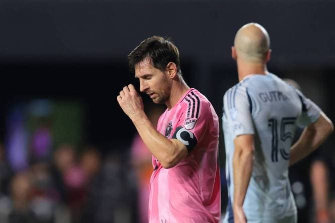 Späte Pleite für Messi