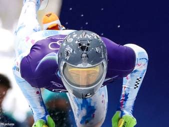 Der Ukrainer Wladislaw Heraskewytsch ist vom olympischen Skeleton-Wettbewerb ausgeschlossen worden. Er hatte darauf bestanden, einen Helm mit getöteten Sportlern aus der Ukraine zu tragen.