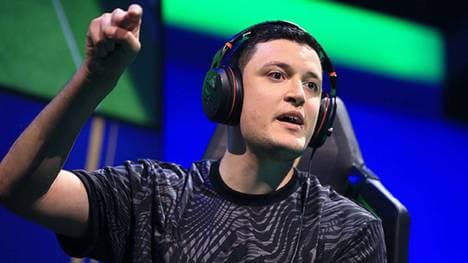 Kurt0411 streamt PES 2020