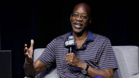 Edwin Moses kämpft für eine bessere Bezahlung