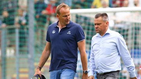 Haching-Präsident Manfred Schwabl (r.) fordert wirtschaftliche Fortschritte in der 3. Liga