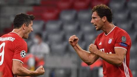 Robert Lewandowski (l.) und Leon Goretzka bejubeln Bayerns Machtdemonstration in der Champions League