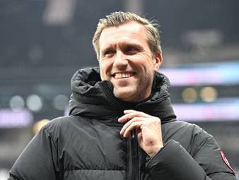 Eintracht Frankfurt hat erneut auf dem Transfermarkt zugeschlagen. Die Hessen sichern sich Arnaud Kalimuendo per Leihe. Doch der Stürmer könnte noch länger am Main bleiben.