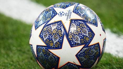 ESP: Real Madrid v Liverpool FC. UEFA Champions League UEFA Champions League official ball during the UEFA Champions League match, round of 16, 2nd leg between Real Madrid and Liverpool FC played at Santiago Bernabeu Stadium on March 15, 2023 in Madrid, Spain. kpng Copyright: xColasxBuerax xPRESSINx PS_230316_872