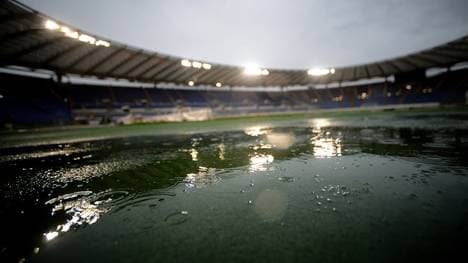 Starke Regenfälle hatten zur Absage geführt.