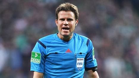 Schiedsrichter Dr. Felix Brych pfiff auch bei der EM in Frankreich