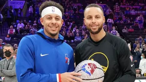 Seth Curry (li.) mit seinem Bruder Steph