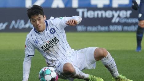 Kyoung-Rok Choi scheitert an Aue-Keeper Klewin