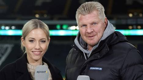 Laura Papendick (l.) führte durch den DFB-Pokal-Abend auf SPORT1
