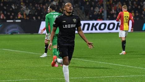 Leweling jubelt in Deventer