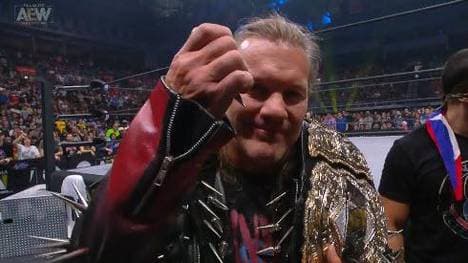 Chris Jericho sticht Jon Moxley ins Auge