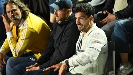 Mats Hummels verfolgt ein Spiel des ATP-Masters in Rom