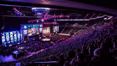 Das wichtigste Counter-Strike-Turnier der Welt ist zurück in Deutschland und lockt Tausende Fans nach Berlin. Erneut wird über eSports diskutiert