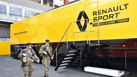 Ein Renault-Truck hatte auf dem Weg nach Ungarn einen Unfall