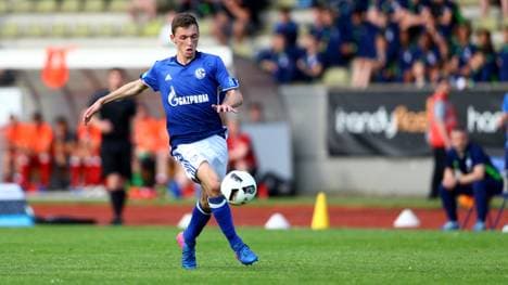 U19 FC Schalke 04 v U19 FC Bayern Muenchen - German Championship Semi Final
