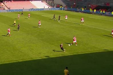 Traum-Vorlage lässt Stadion verstummen