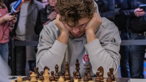 Schach-Star Magnus Carlsen tritt aktuell gegen 140.000 Gegner an