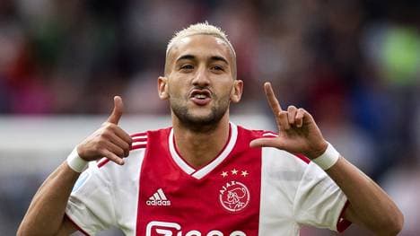 FBL-NED-EREDIVISIE-AJAX-FC EMMEN