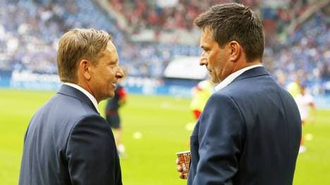 Vorgänger und Nachfolger? Der Mainzer Manager Christian Heidel (r.) wird als Erbe von Horst Heldt gehandelt