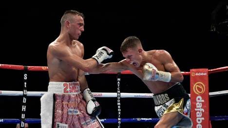 Louis Norman (l.) kämpft um die britische Meisterschaft im Fliegengewicht