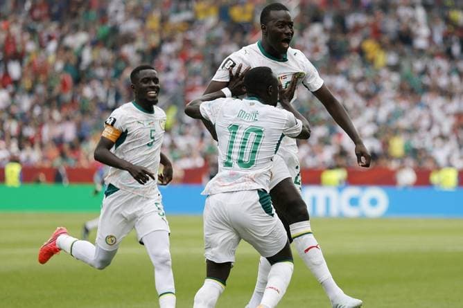 Kantersieg gegen Irak: Senegal darf aufs Weiterkommen hoffen