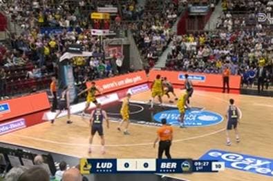 MHP RIESEN Ludwigsburg - ALBA BERLIN
