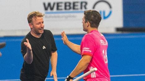 Trainer Andre Henning (l.) mit Gonzalo Peillat 