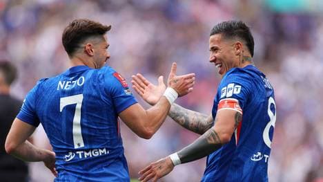 Enzo Fernandez und Pedro Neto sind mit dem FC Chelsea am Montag zu ungewöhnlicher Uhrzeit gefordert