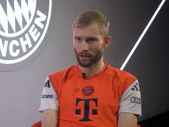 Konrad Laimer schwärmt von der Art und Weise, wie Bayern-Trainer Fußball spielen lässt. 