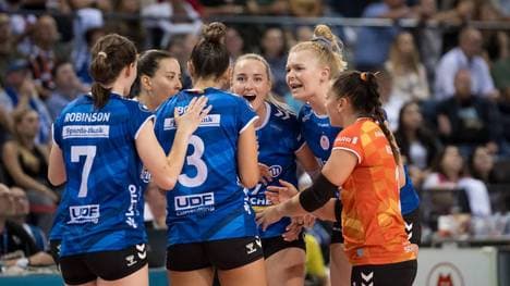 Die Frauen vom MTV Allianz Stuttgart gewannen den Supercup 2024 gegen den SSC Palmberg Schwerin.