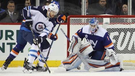 Winnipeg Jets v New York Islanders