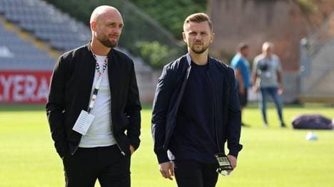 Ole Book (l.) und David Blacha (r.) bei der SVE